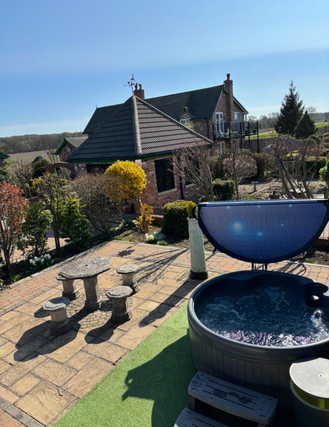 Lincoln Holiday Retreat Little House With Private Hot Tub Exterior foto